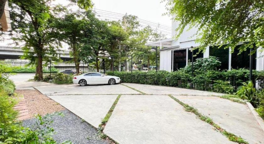 Bb House Mini Suite Hotel Bangkok Exterior photo