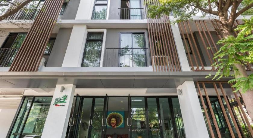 Bb House Mini Suite Hotel Bangkok Exterior photo